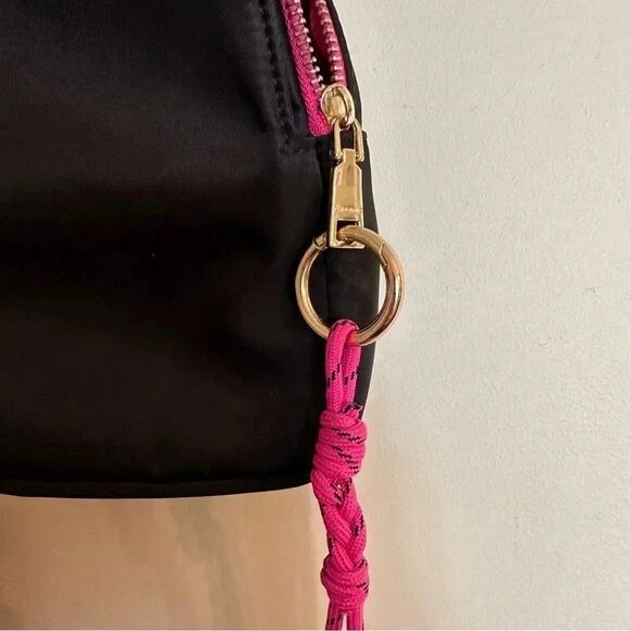 Ahdorned black sling bag with strap - Picture 5 of 14